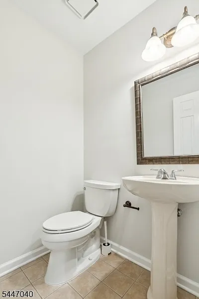 2 bed, 2.5 bath, 2000 sqft, $4,400 — Photo 4