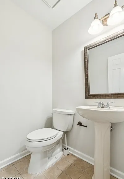 251 Plymouth Ct #251 — Photo 4