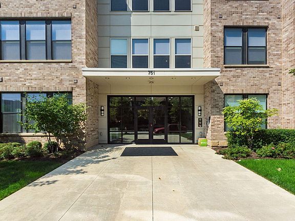 3rd image of 751 N 6th St APT 408