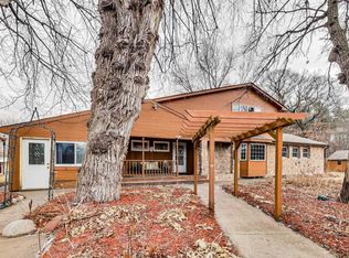 8312 Lake Dr, Lino Lakes, MN 55014