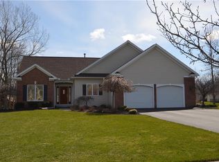 157 Sunny Mill Ln, Rochester, NY 14626