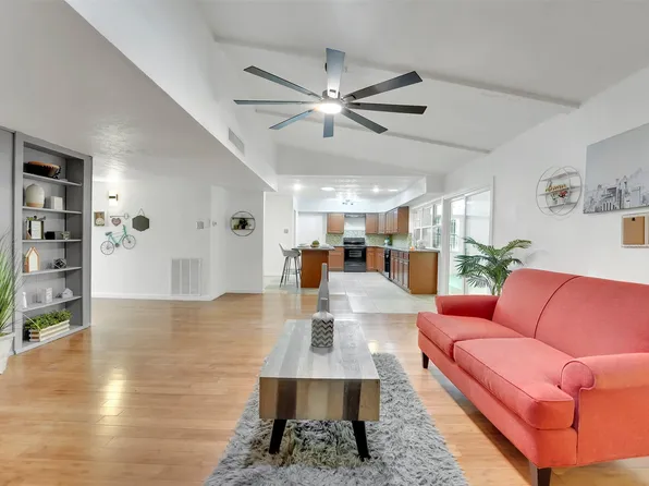 3415 Shea Ct, Arlington, TX 76014