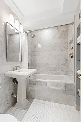 Sold by Hudson 3 Inc | media 8