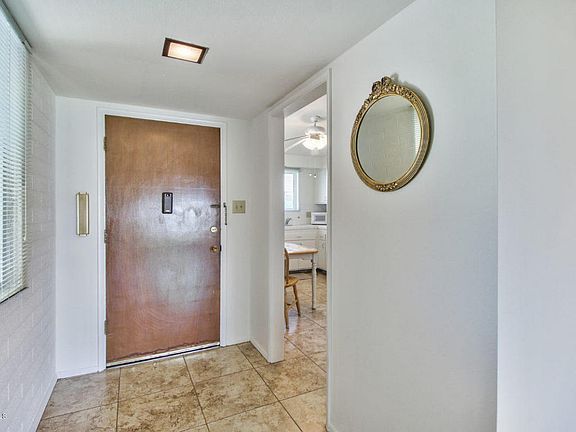 4th image of 10906 W Windsor Dr