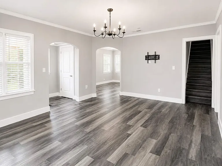 9327 NE Glisan St #1 — Photo 4