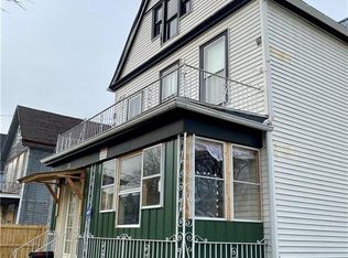 30 Edna Pl, Buffalo, NY 14209