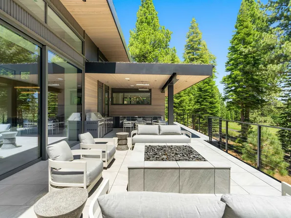 9304 Ninebark Rd, Truckee, CA 96161