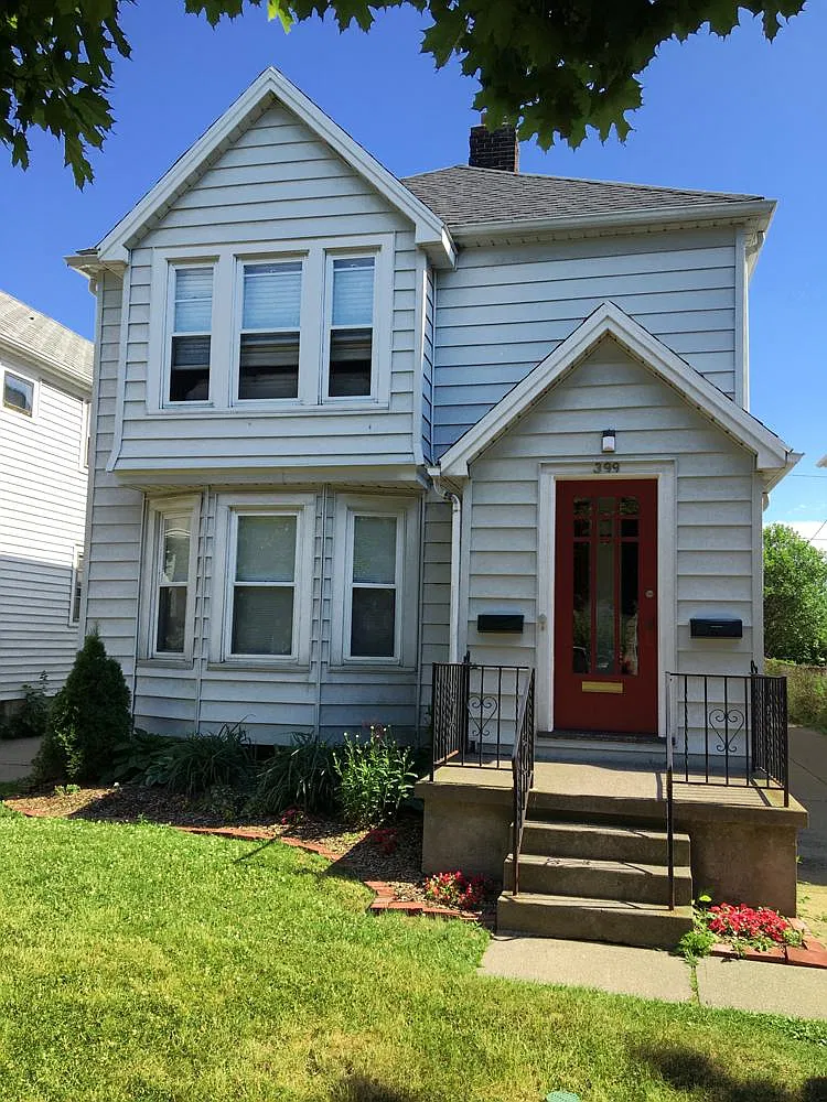 2 bed, 900 sqft, $1,500 — Photo 1