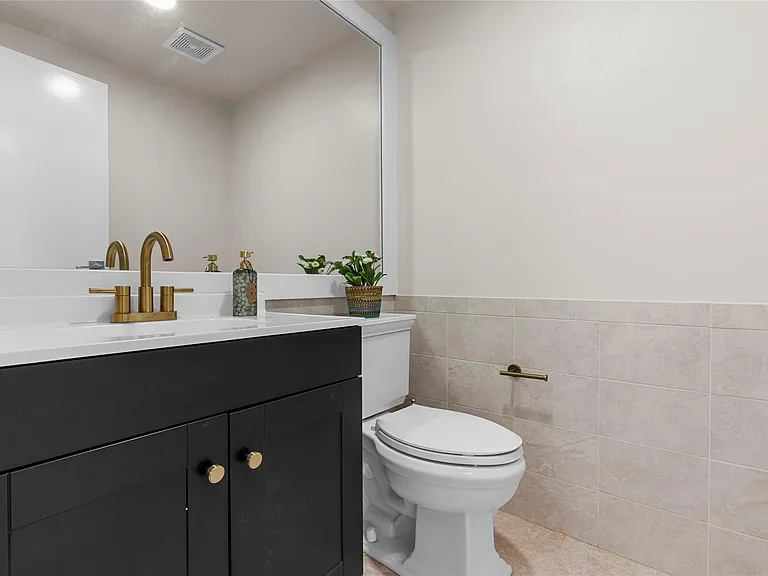 251 Seville Ct #251-K — Photo 23