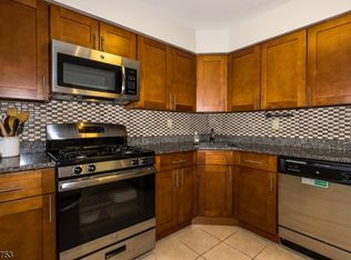 21 Otis Pl, Verona, NJ 07044