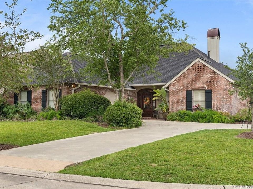 1st image of 4897 Pinevalley Way