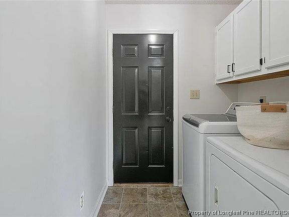 2nd image of 3117 Blantyre Way