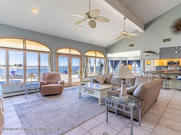 23 Harborside Dr W — Photo 5