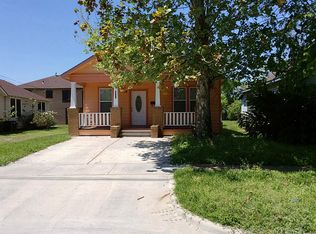 2711 Gano St, Houston, TX 77009