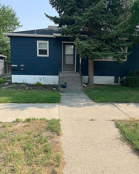 1st image of 2220 9th Ave N