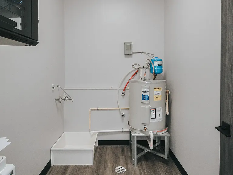 3706 N Navarro St #800 — Photo 9