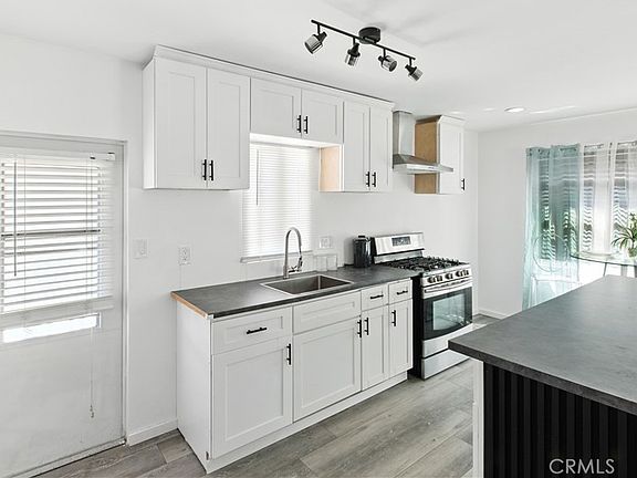 5th image of 1900 Artesia Blvd Space 4