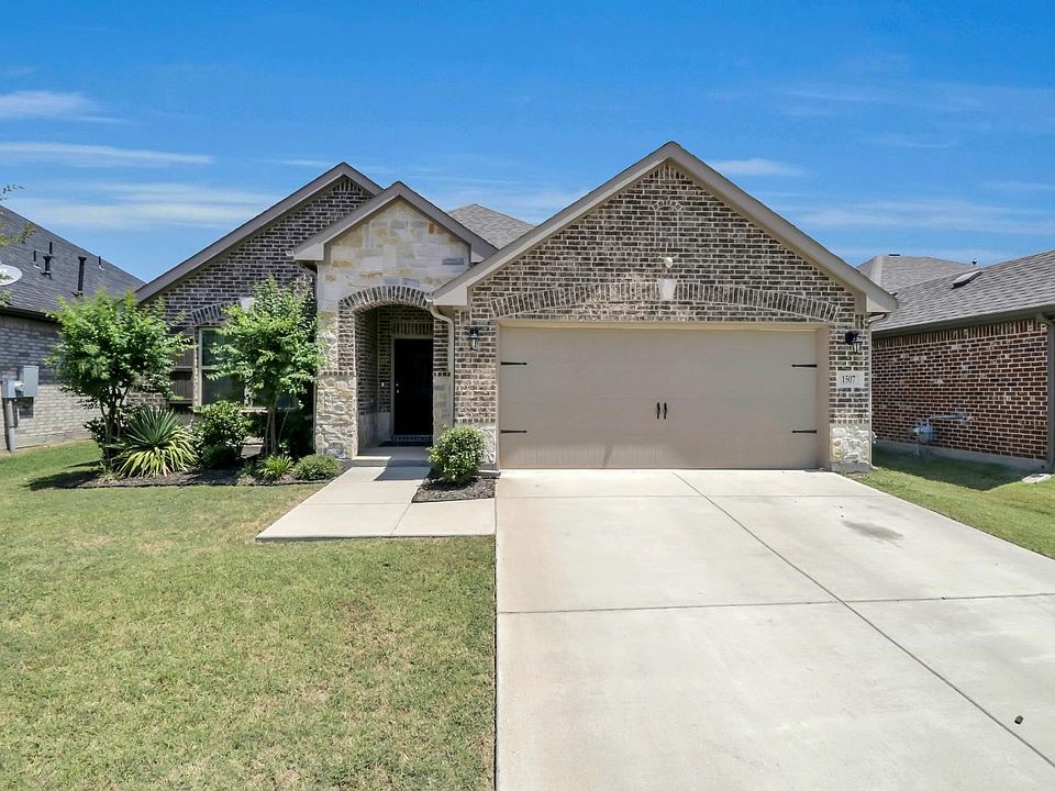1st image of 1507 Fairweather Way