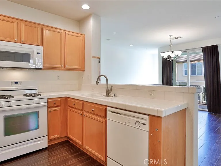 6934 Castor St — Photo 13