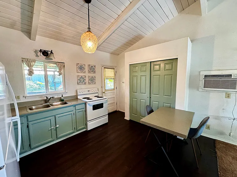1106 S Kihei Rd — Photo 4