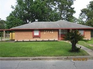 10546 Cheeves Dr, Houston, TX 77016