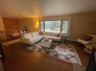 1009 Valley Stream Dr, Madison, WI 53711