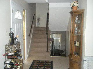 4th image of 527 Yosemite Ct