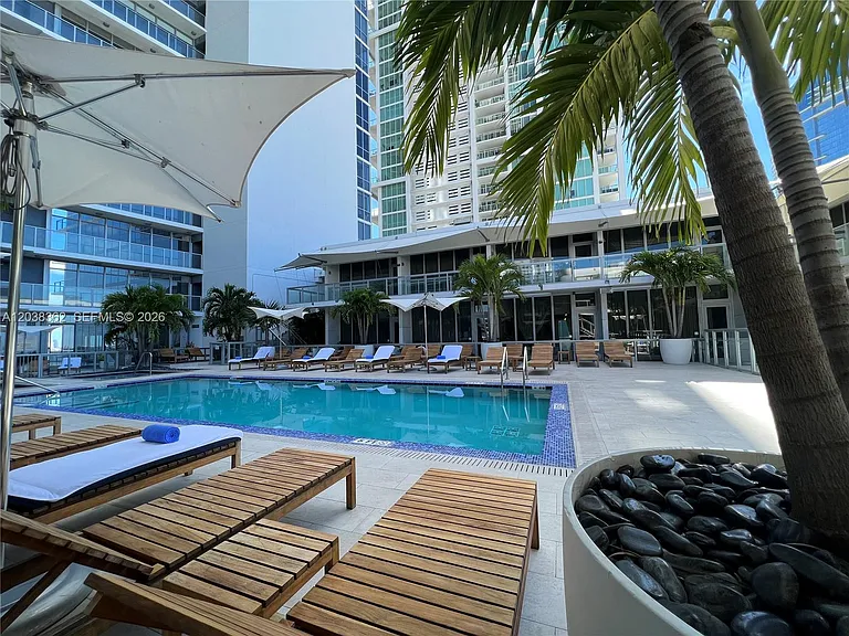 1100 Biscayne Blvd #4103 — Photo 26