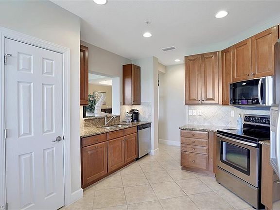 4th image of 9224 Quartz Ln #8-101