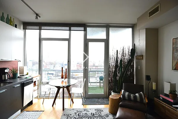 Rented by Yaffa Realty LLC | media 31