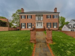 4741 Rock Spring Rd, Arlington, VA 22207