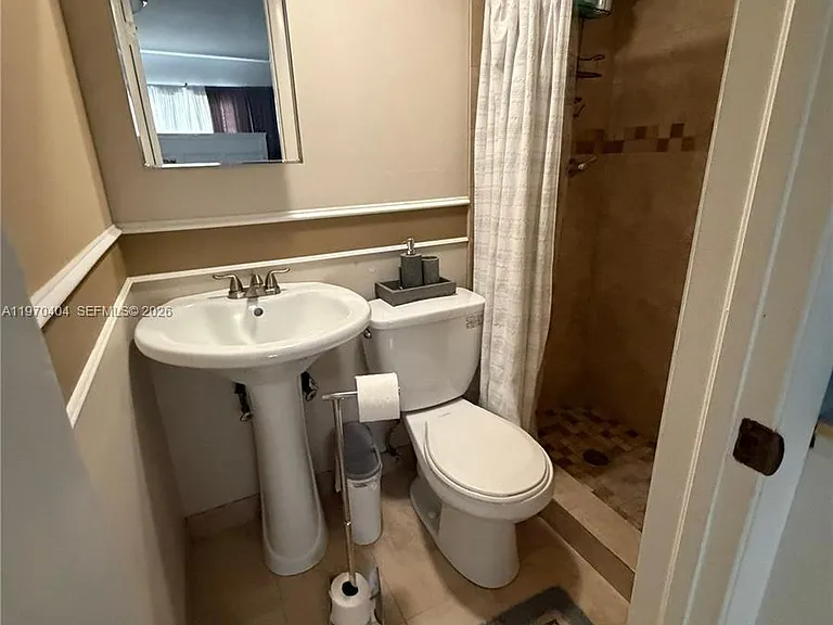 45 SW 28th Rd #0 — Photo 5