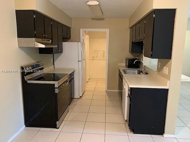 3904 NW Cinnamon Tree Cir — Photo 7