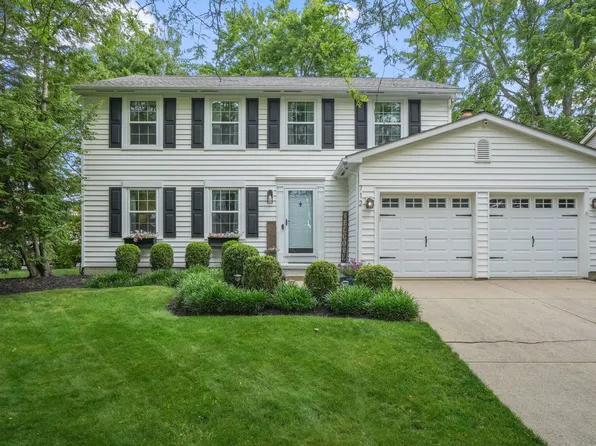 712 Suntree Dr, Columbus, OH 43081
