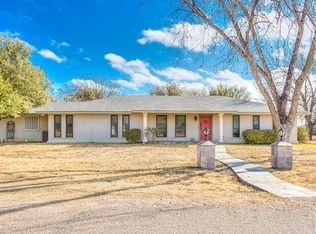 601 Church St, Miles, TX 76861