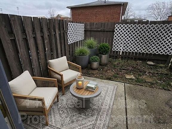 5th image of 1118 Arnelle Ct
