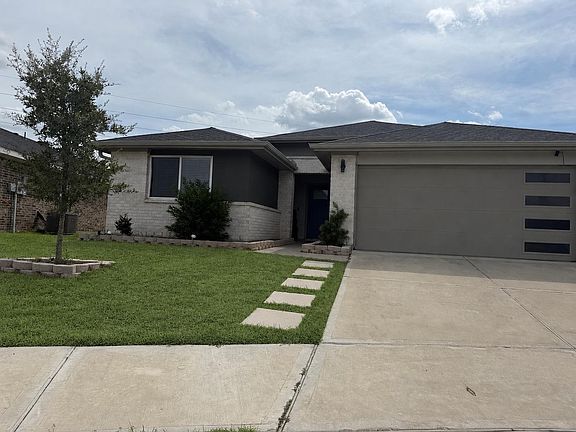 2nd image of 29747 Cayenne Cir