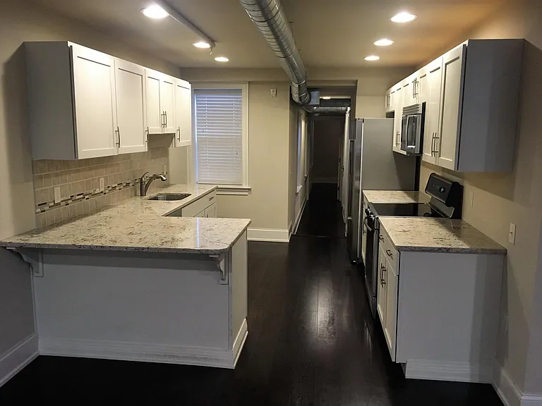 221 E King St #2 — Photo 6