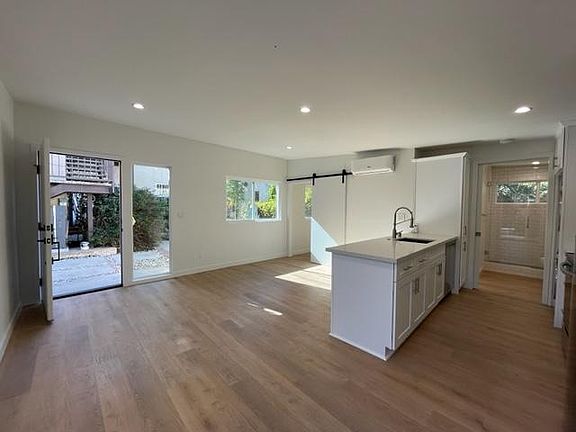 5th image of 6639 1/2 W 6th St