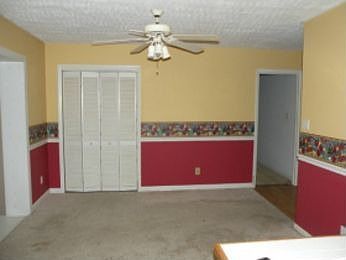 4th image of 109 Thomas Dr