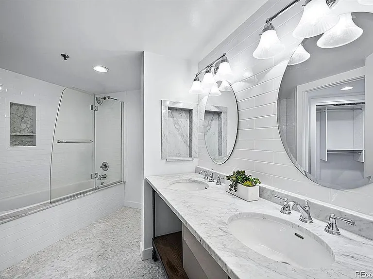 350 Detroit St #303 — Photo 16