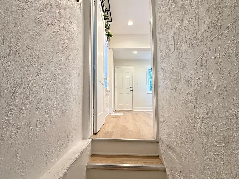 3374 W 88th St #1 — Photo 22