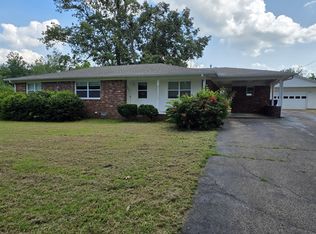 350 Shaw Ln, Savannah, TN 38372