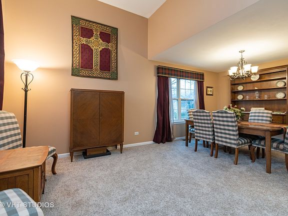 4th image of 17246 Scott Ct