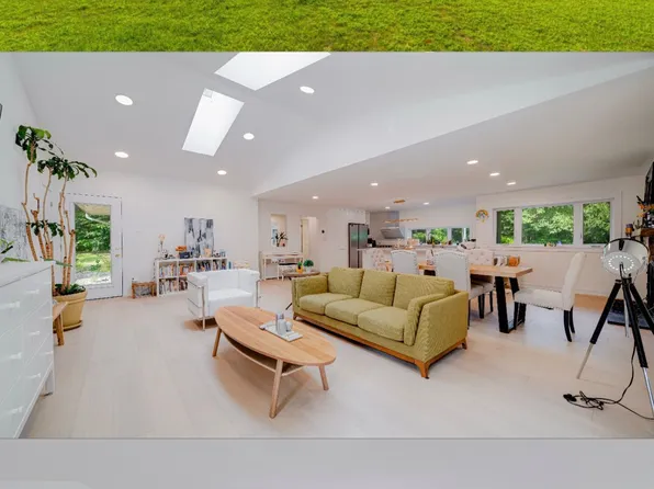 15380 McCowan Rd, Whitchurch Stouffville, ON L4A 2S6