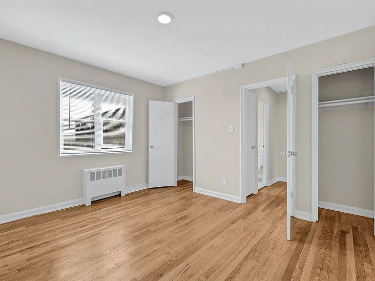 Langley Terrace — Photo 15