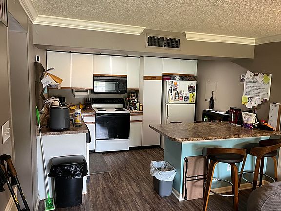 5th image of 2749 Sullins St APT 108B