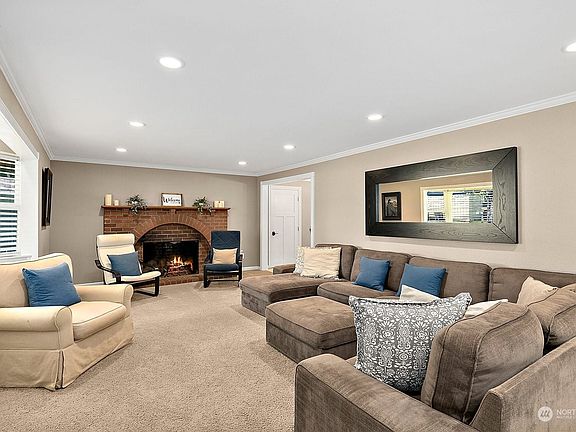 3rd image of 5906 13th Street Ct NE
