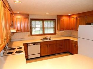 39 Old Orchard Rd APT 1, Saco, ME 04072