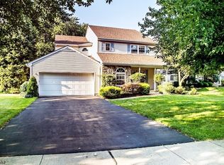 8 Chestnut Pl, Lebanon, NJ 08833